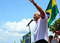 ato a favor da reeleição de Lula